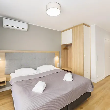 Soft Summer Bel Mare By Renters Appartement